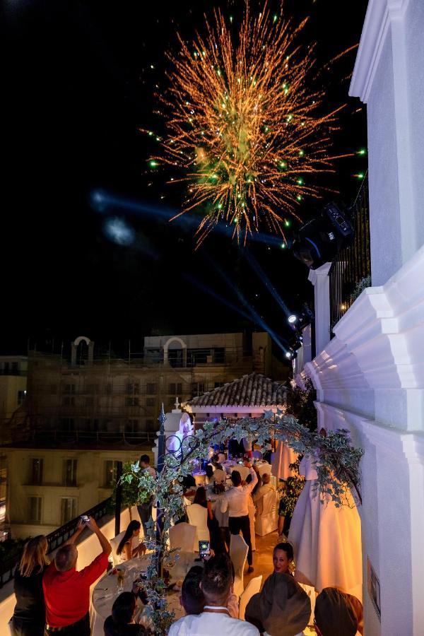 Hotel El Pilar Andalucia Estepona Bagian luar foto
