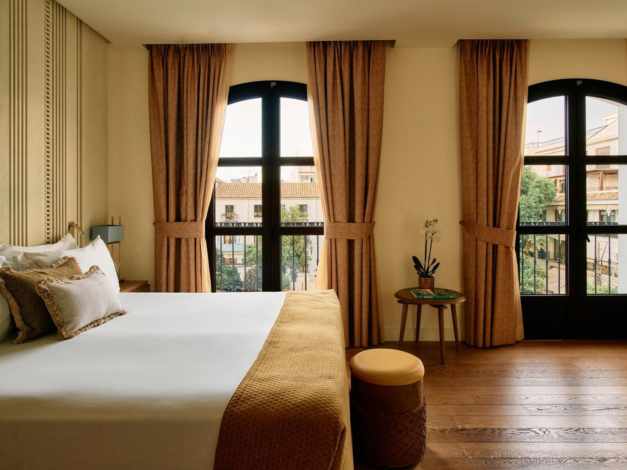 Hotel El Pilar Andalucia Estepona Bagian luar foto
